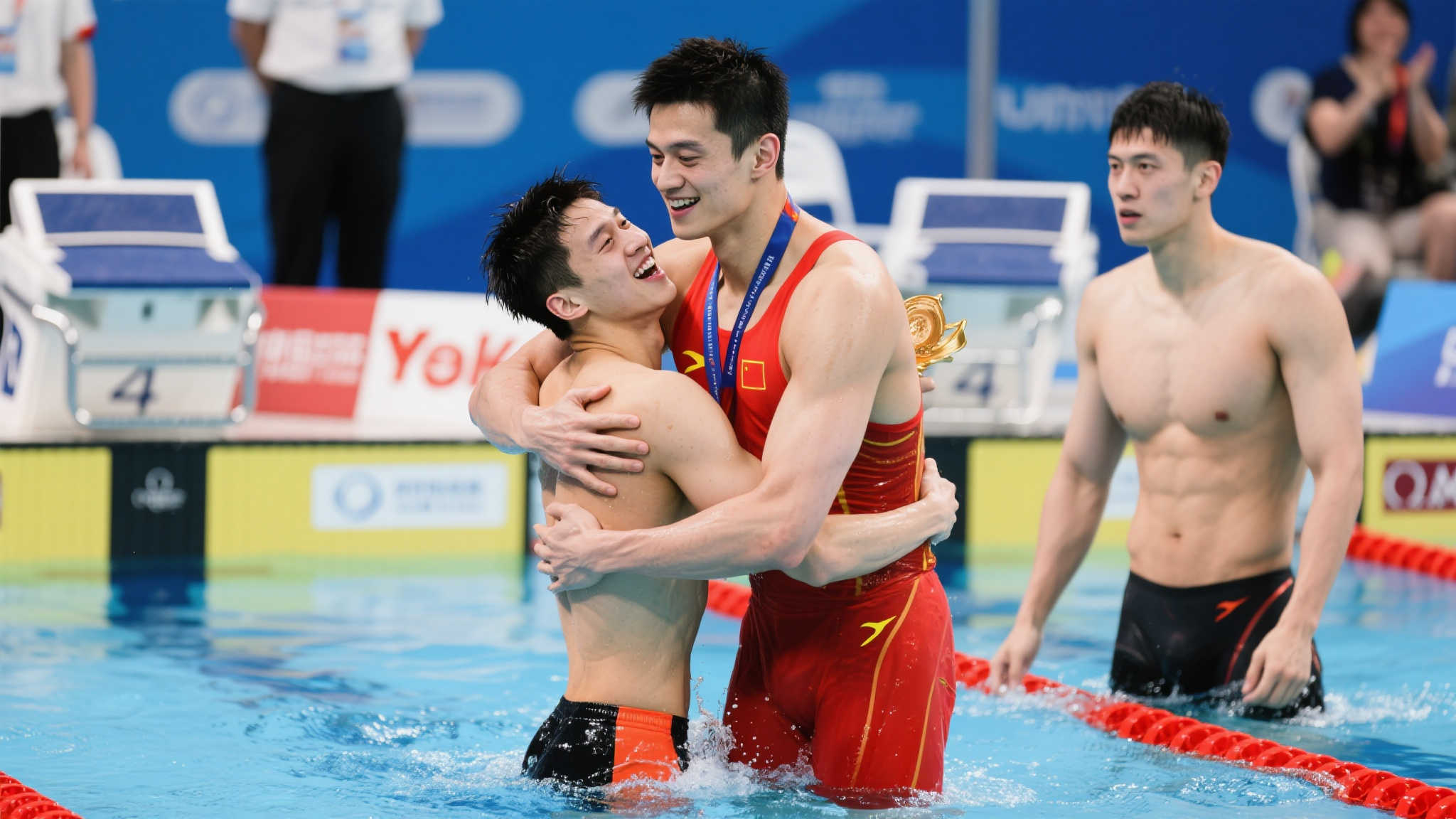 也为他吸引 也为他吸引